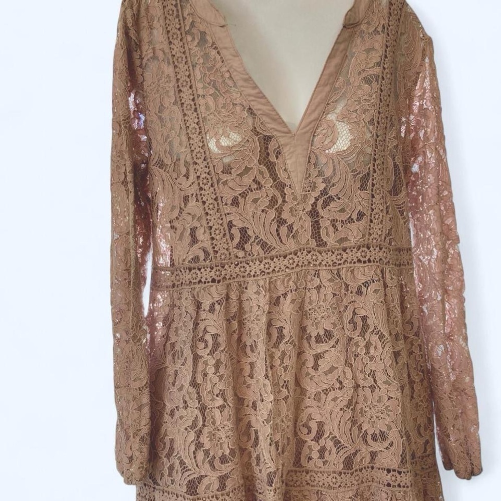 Pink Lace Dress V Neck and Long sleeves Taylor & Sage S